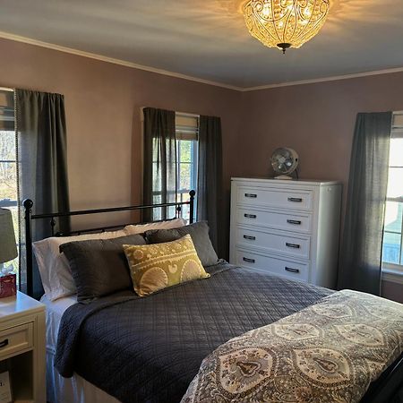 Holden The Inn Crowd Bed And Breakfast מראה חיצוני תמונה