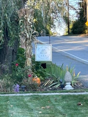 Holden The Inn Crowd Bed And Breakfast מראה חיצוני תמונה